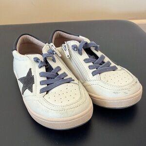 Old Soles Kids Cream and Black Star Sneakers 28